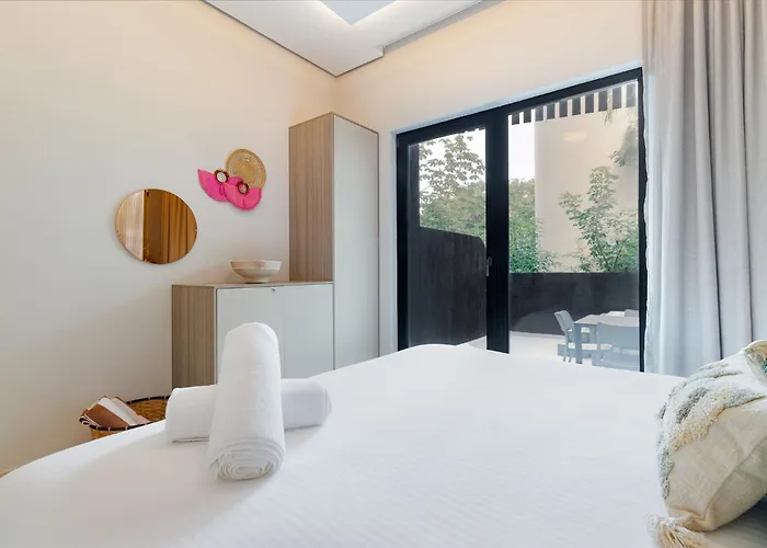 Apartment Private Jacuzzi In Zone - Sea View Rooftop Pools &