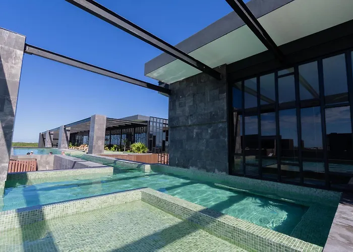 Apartment Private Jacuzzi In Zone - Sea View Rooftop Pools & *